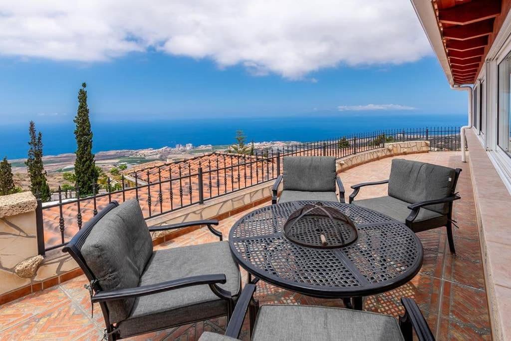Villa Carlitos Vistas Al Mar Y A La Montana Costa Adeje  Bagian luar foto